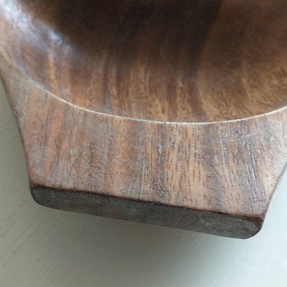 hand-carved 3 section wooden bowl - Picture 9 of 16